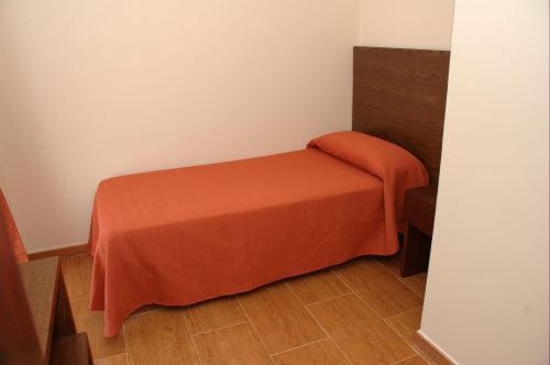 Hostal Los Coronales Madrid Room photo